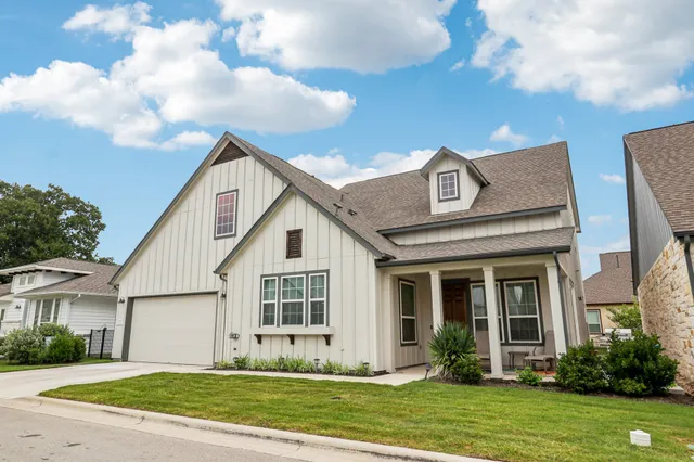 $499,000 | 1141 Lucca Drive, Dripping Springs, TX 78620