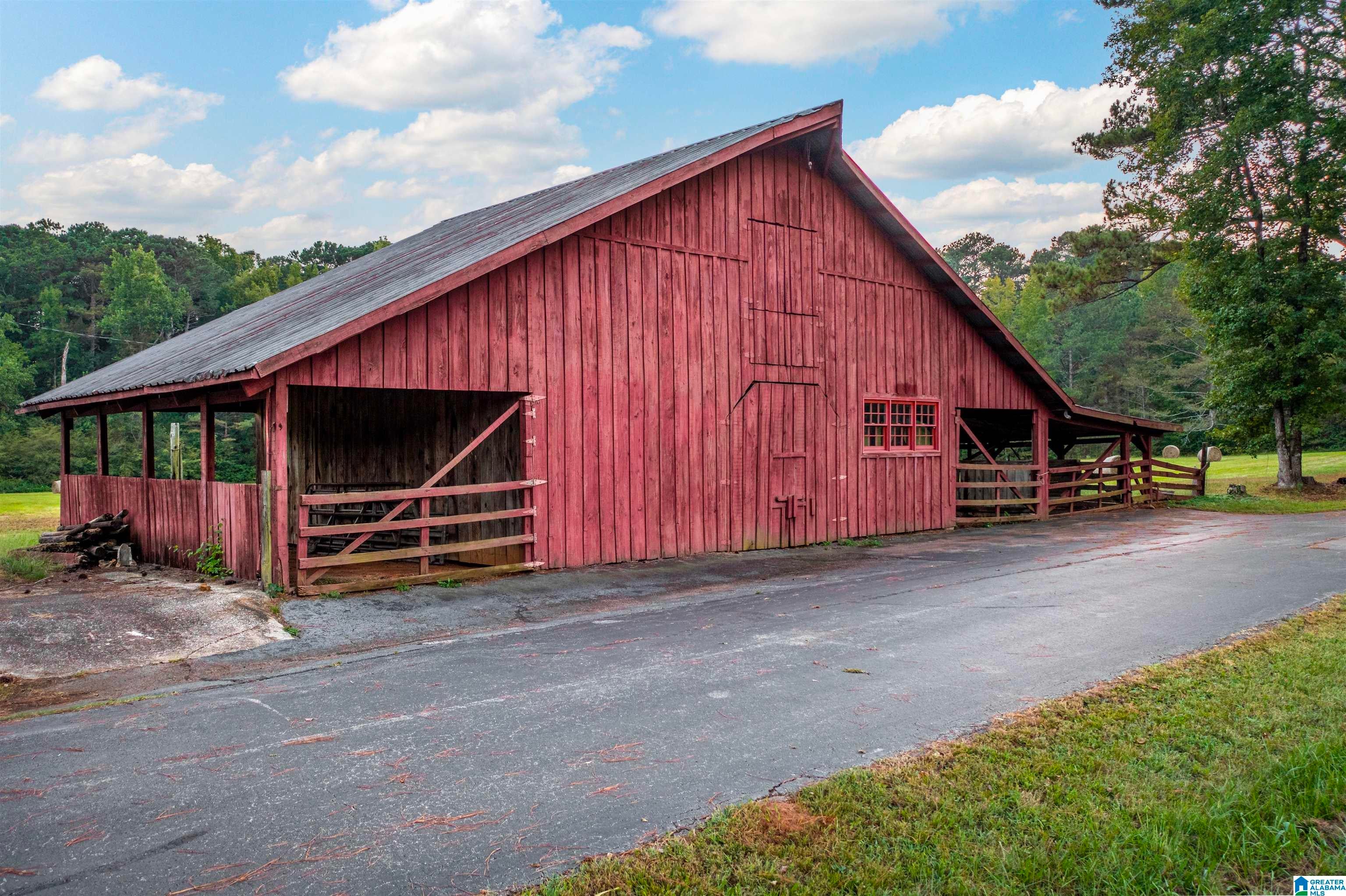 571 Pinecroft Road Anniston, AL 36207 - Photo 6 of 85 Gallery Image 6
