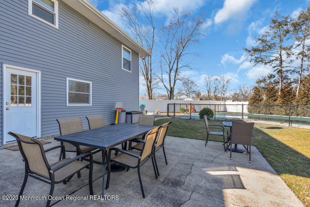 18 Lexington Road Howell, NJ 07731 - Photo 54 of 61 069_dsc07628