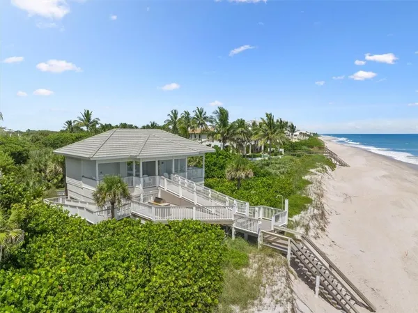 $1,999,000 | 651 North Tomahawk Trail, Vero Beach, FL 32963
