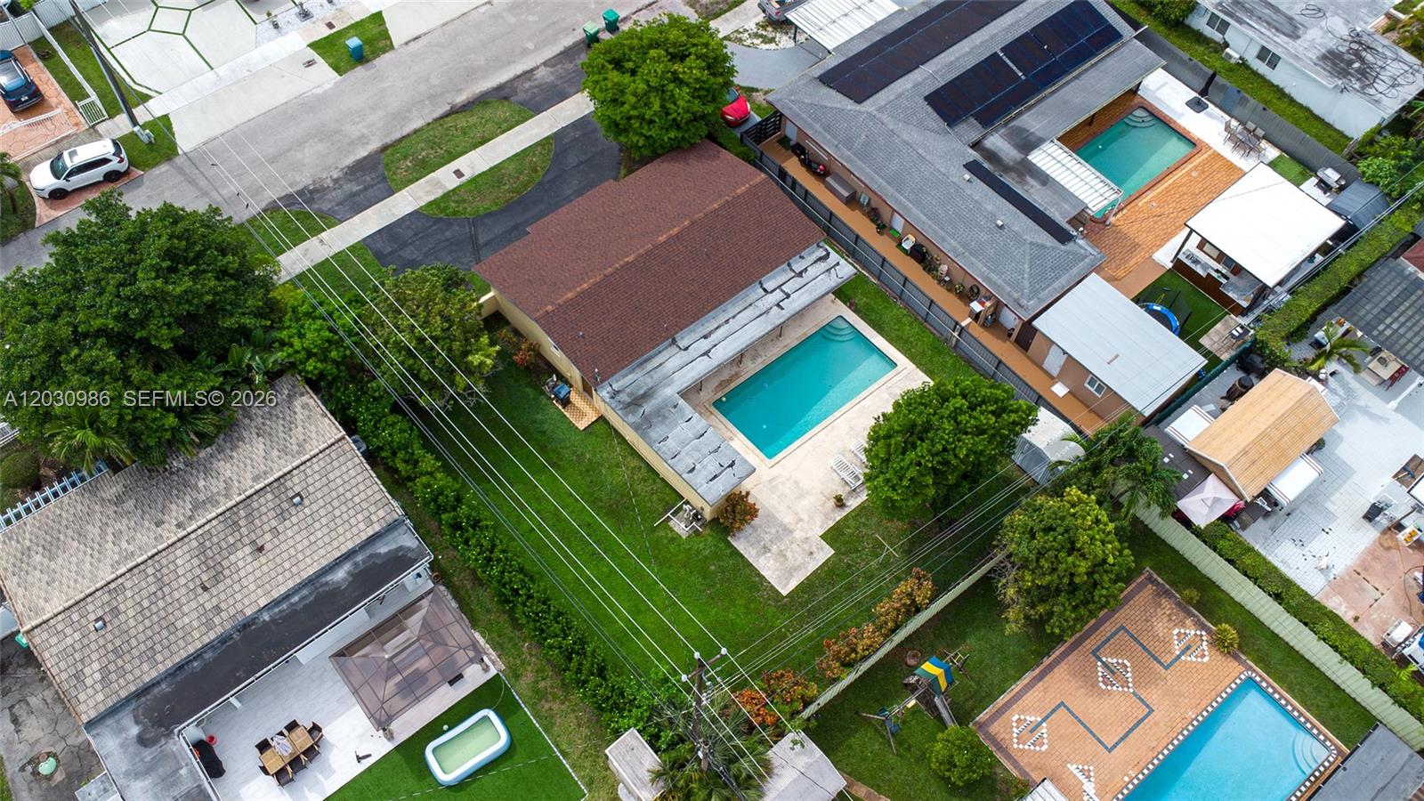 3210 Southwest 94th Court Miami, FL 33165 - Photo 39 of 47
