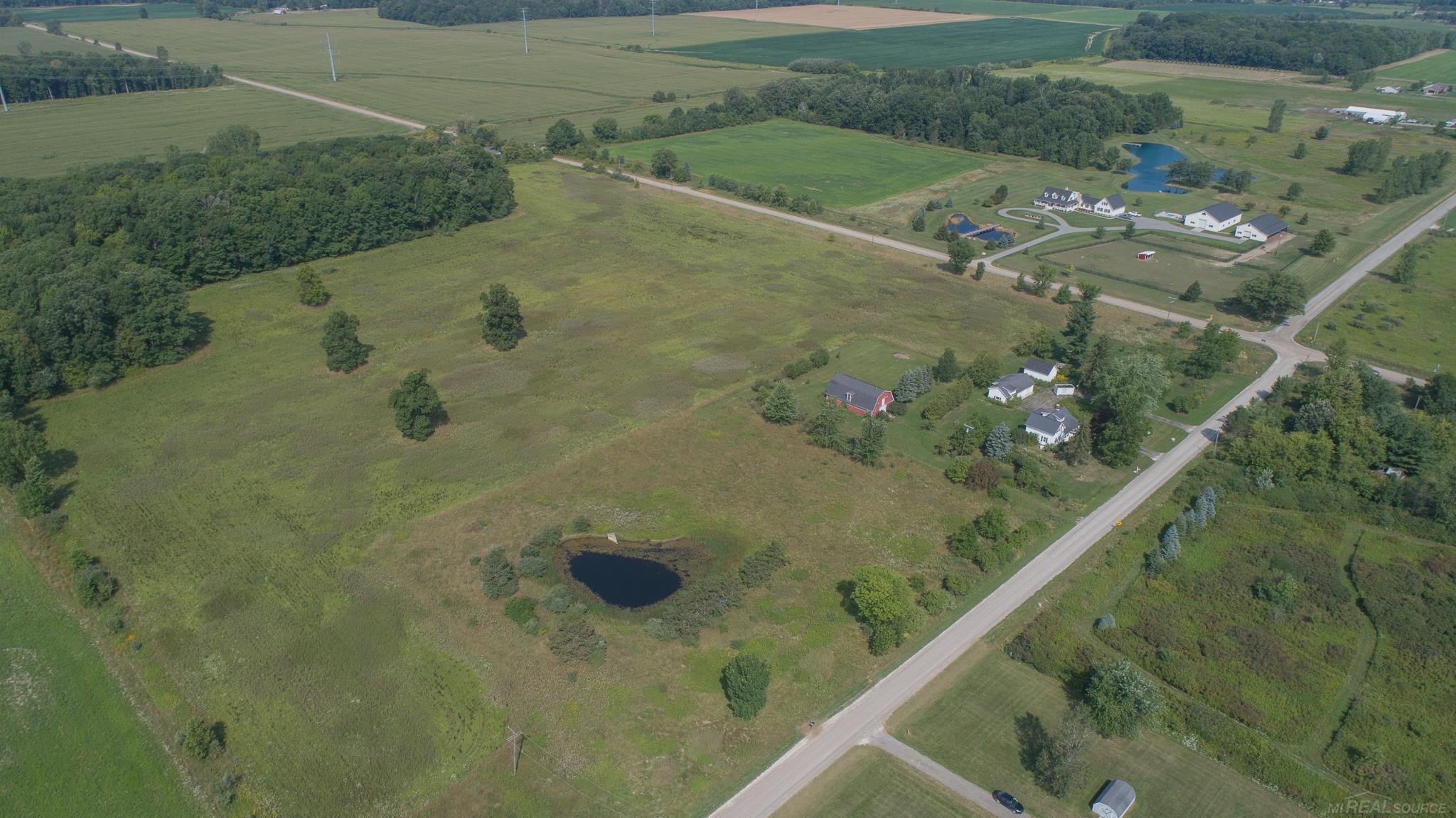8977 Kilgore Road Avoca, MI 48006 - Photo 49 of 61 50087315-48.JPG