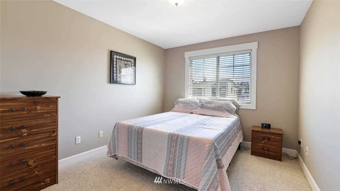1000 North 33rd Place Renton, WA 98056 - Photo 22 of 27