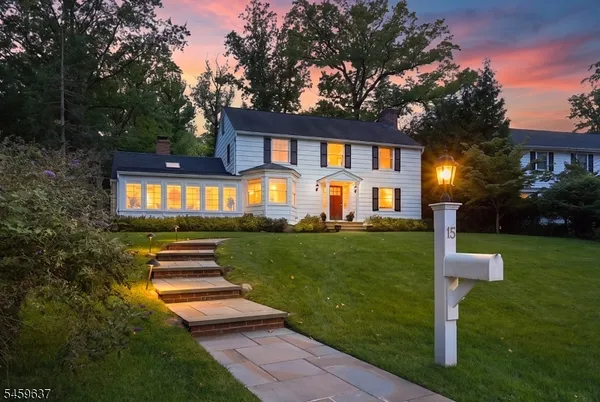 $1,499,900 | 15 Mountainview Drive, Mountainside, NJ 07092