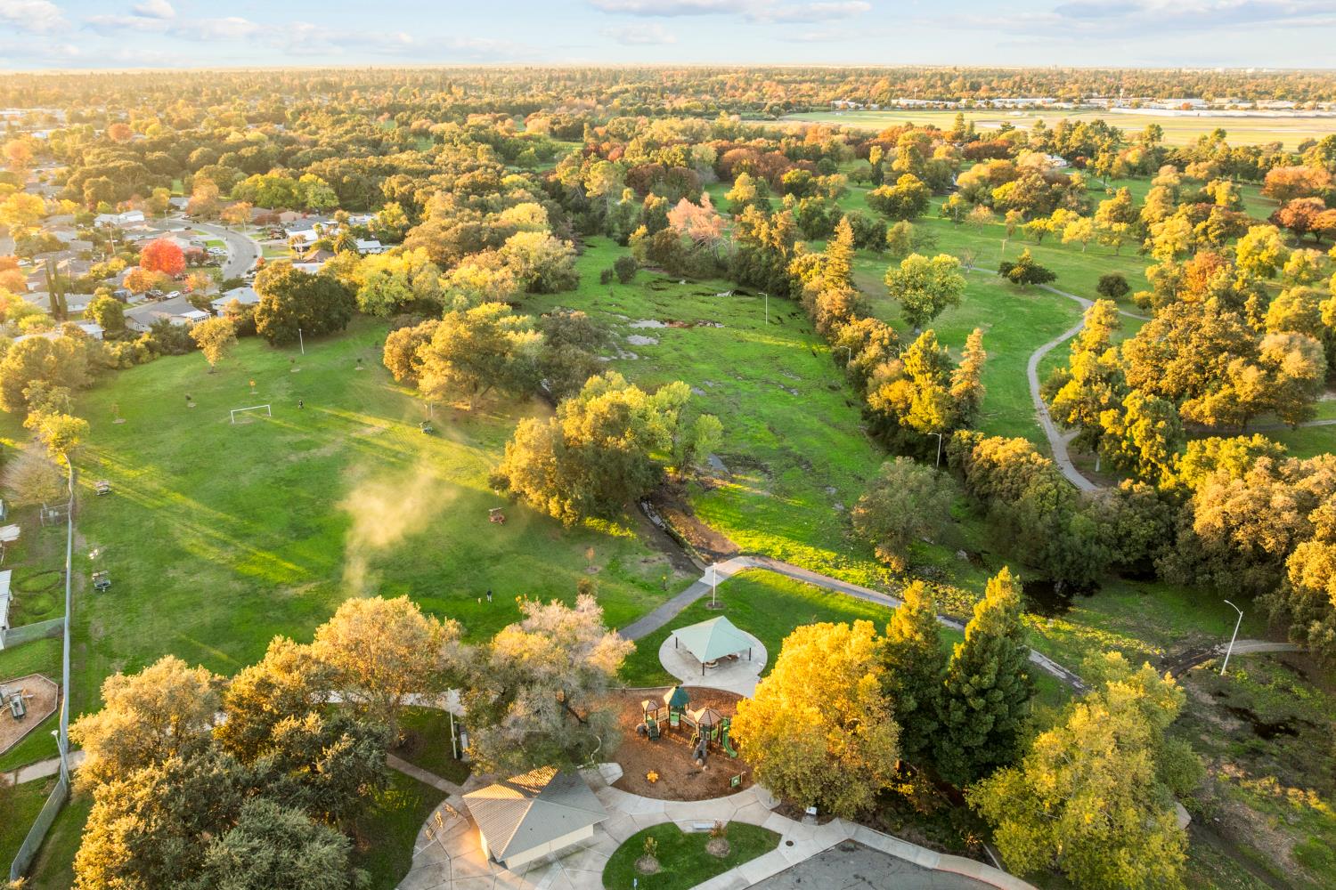 2121 Aaron Way Sacramento, CA 95822 - Photo 46 of 47 a view of a lake