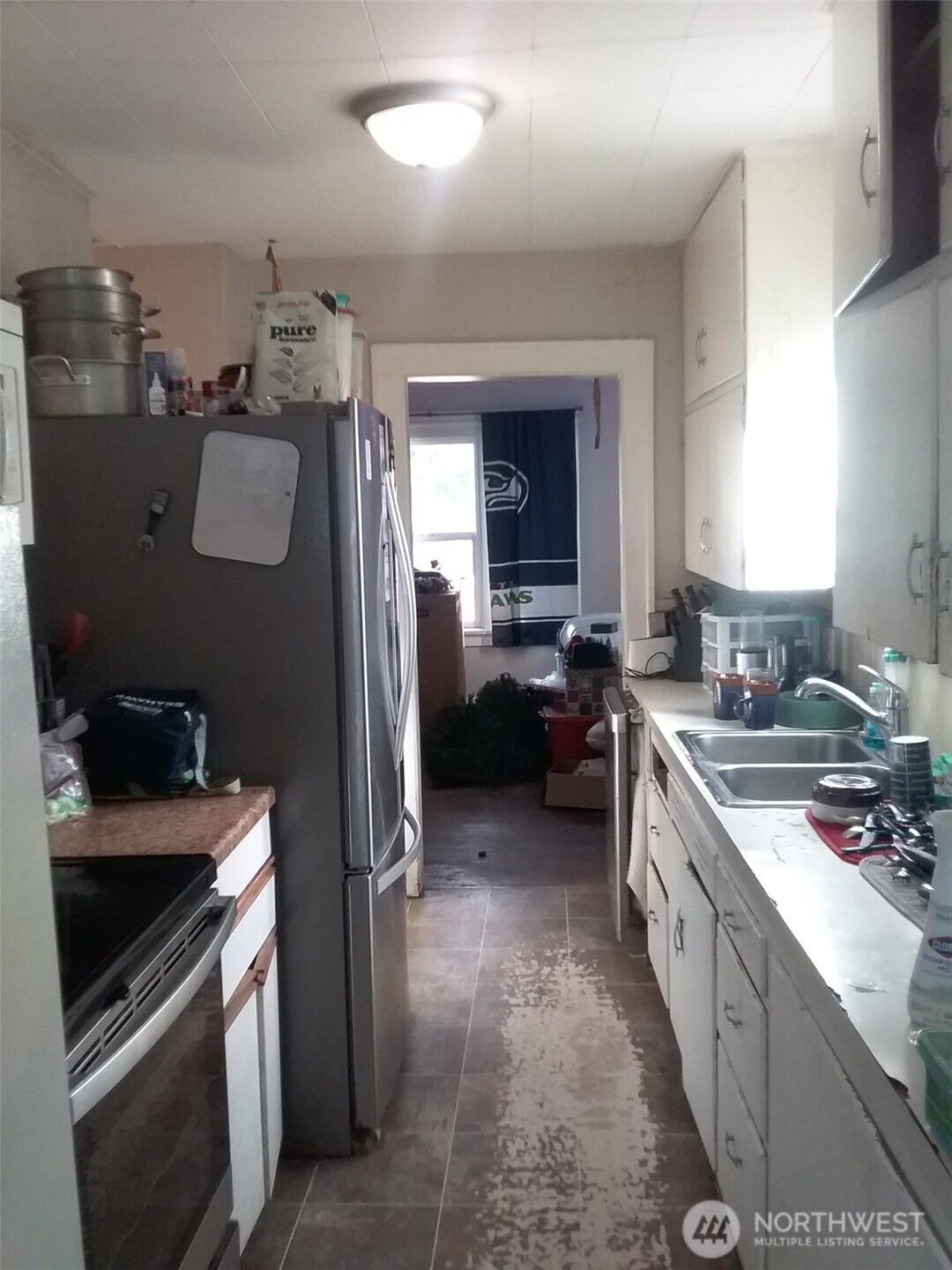 912 Okanogan Avenue Wenatchee, WA 98801 - Photo 8 of 21