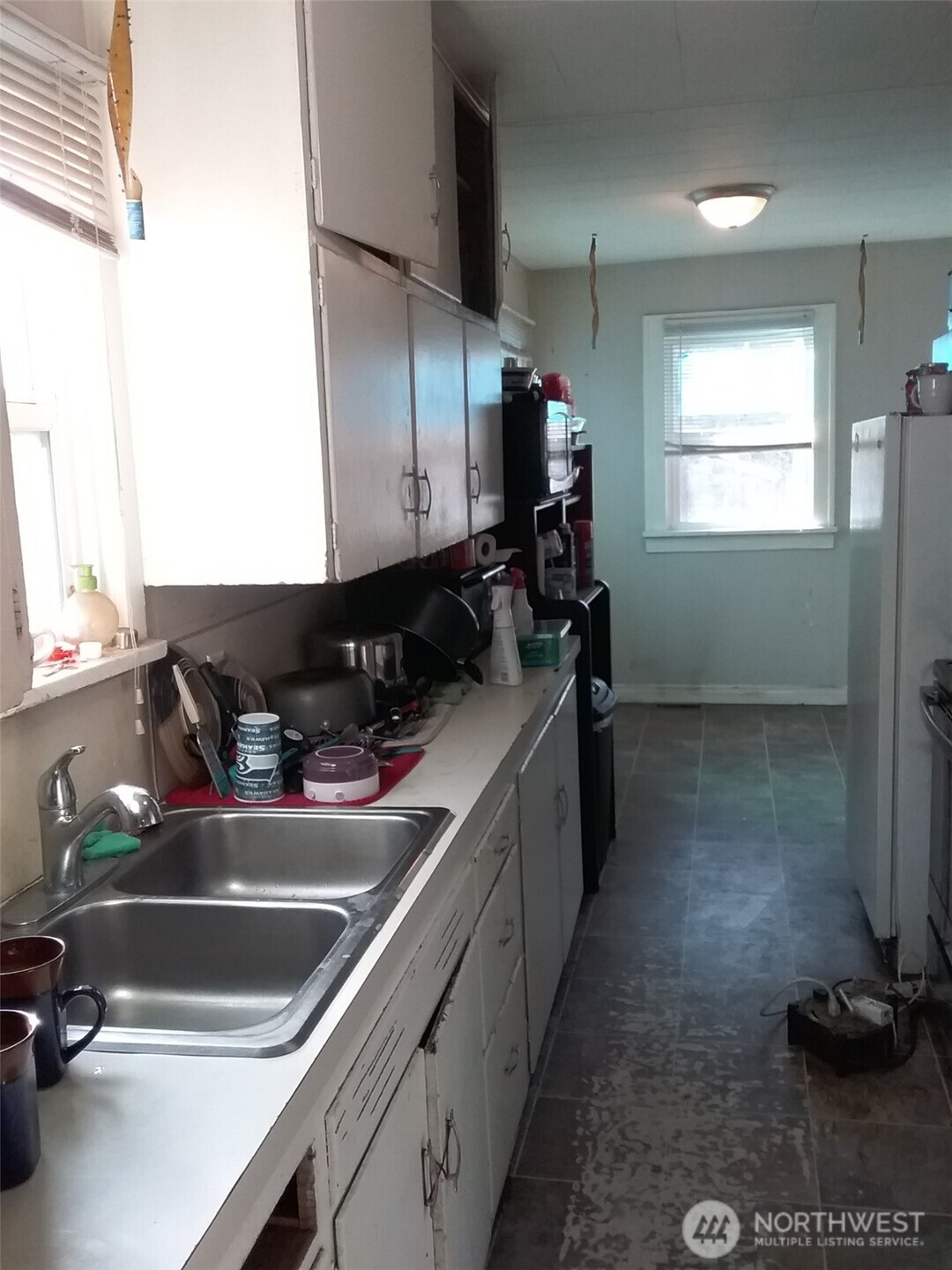 912 Okanogan Avenue Wenatchee, WA 98801 - Photo 9 of 21