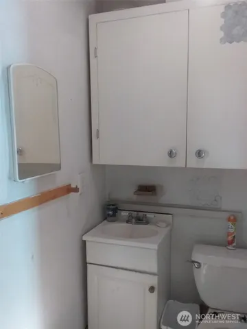 $325,000 | 912 Okanogan Avenue, Wenatchee, WA 98801