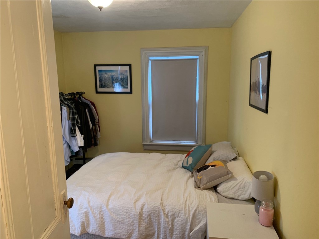 27 Young Street, Unit 2 Newport, RI 02840 - Photo 20 of 28