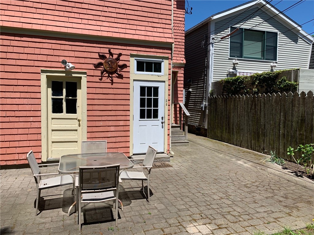 27 Young Street, Unit 2 Newport, RI 02840 - Photo 26 of 28