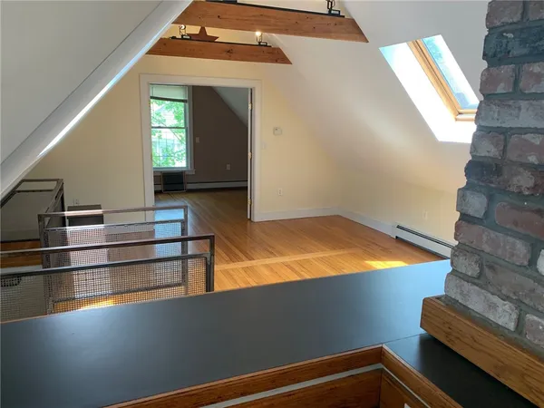 $3,200 | 27 Young Street, Unit 2, Newport, RI 02840