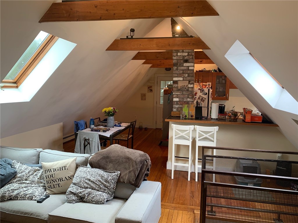 27 Young Street, Unit 2 Newport, RI 02840 - Photo 7 of 28