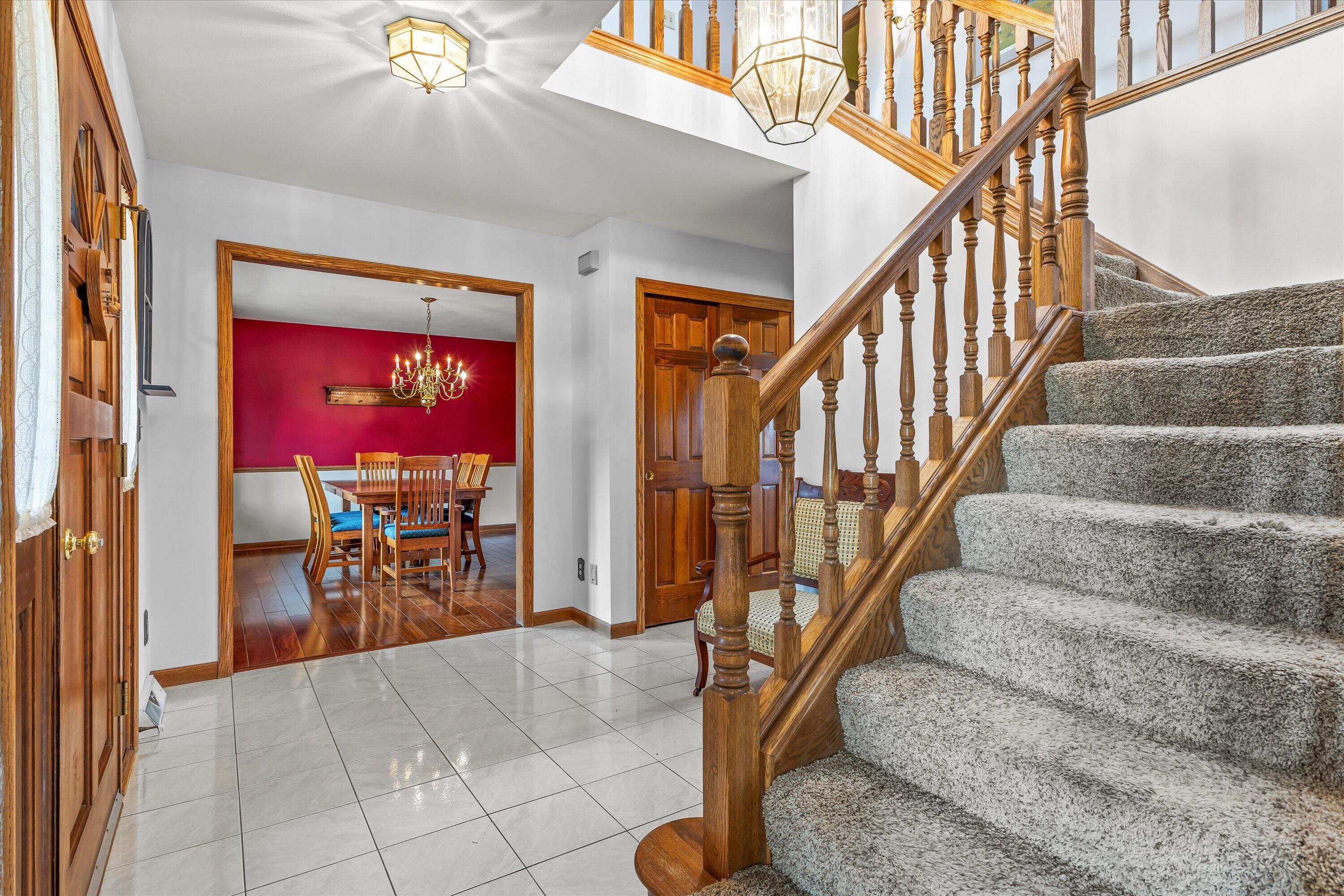 W168N5140 Stonefield Road Menomonee Falls, WI 53051 - Photo 15 of 49 Another view of foyer