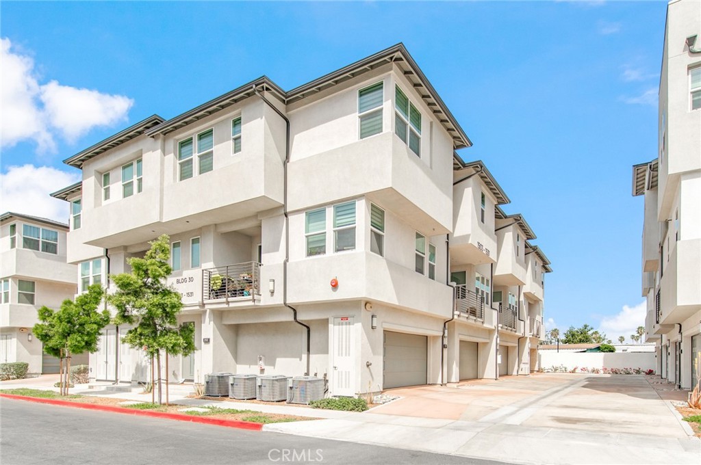 1515 West Bushell Street Anaheim, CA 92805 - Photo 17 of 22 a view of a building with a street