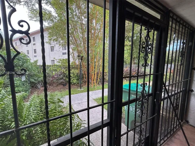 $1,850 | 13952 Northeast 4th Avenue, Unit BA, Miami, FL 33161