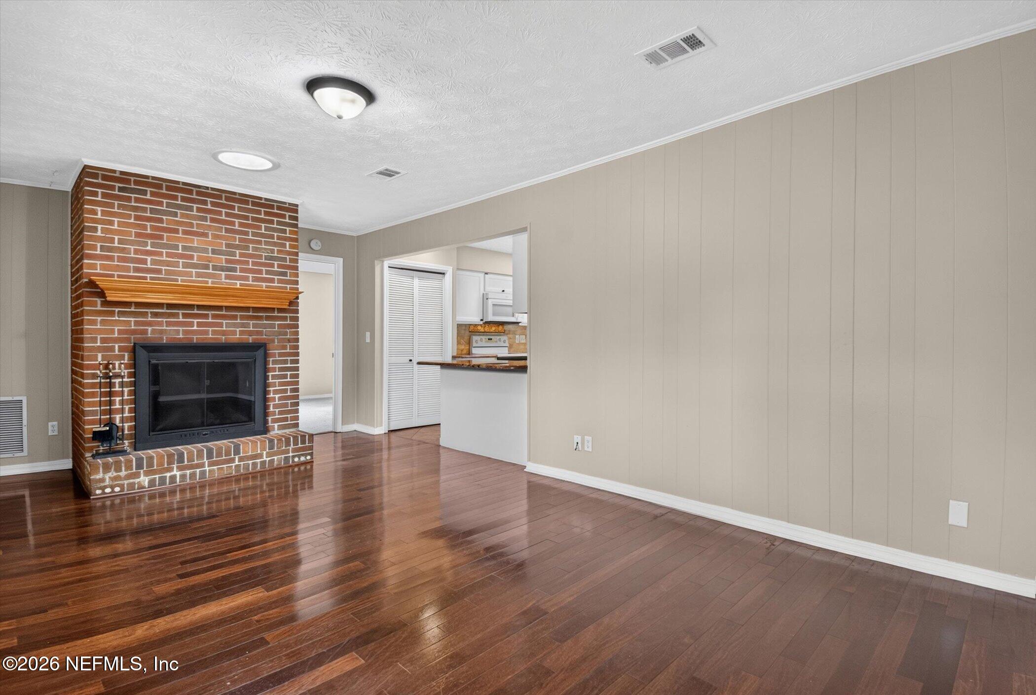 2705 Navajo Road Orange Park, FL 32073 - Photo 12 of 58 12-2705-Navajo-Rd-WindowStill-Photograph