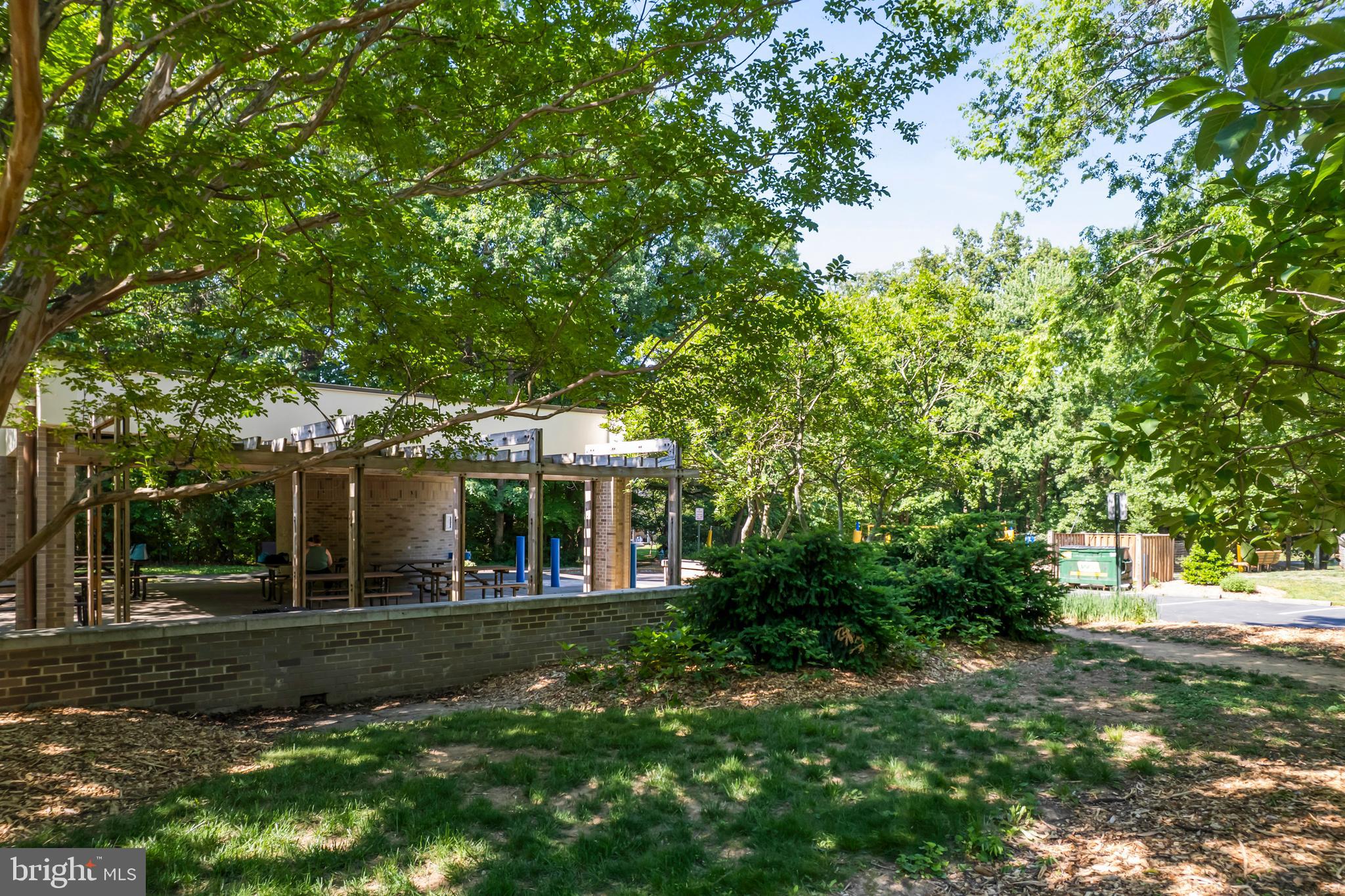 1422 Northgate Square, Unit 12B Reston, VA 20190 - Photo 33 of 36 Park