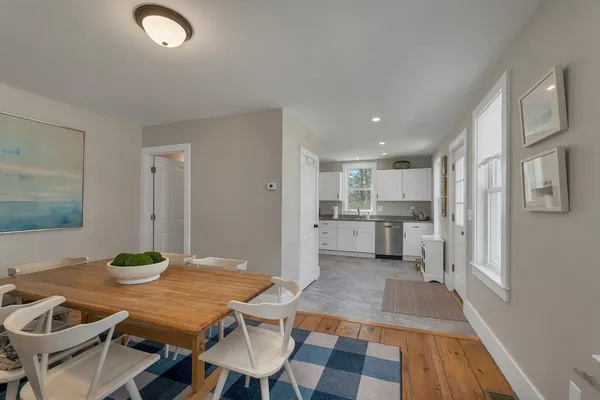 $3,700 | 16 Chestnut Street, Unit 16, Newburyport, MA 01950