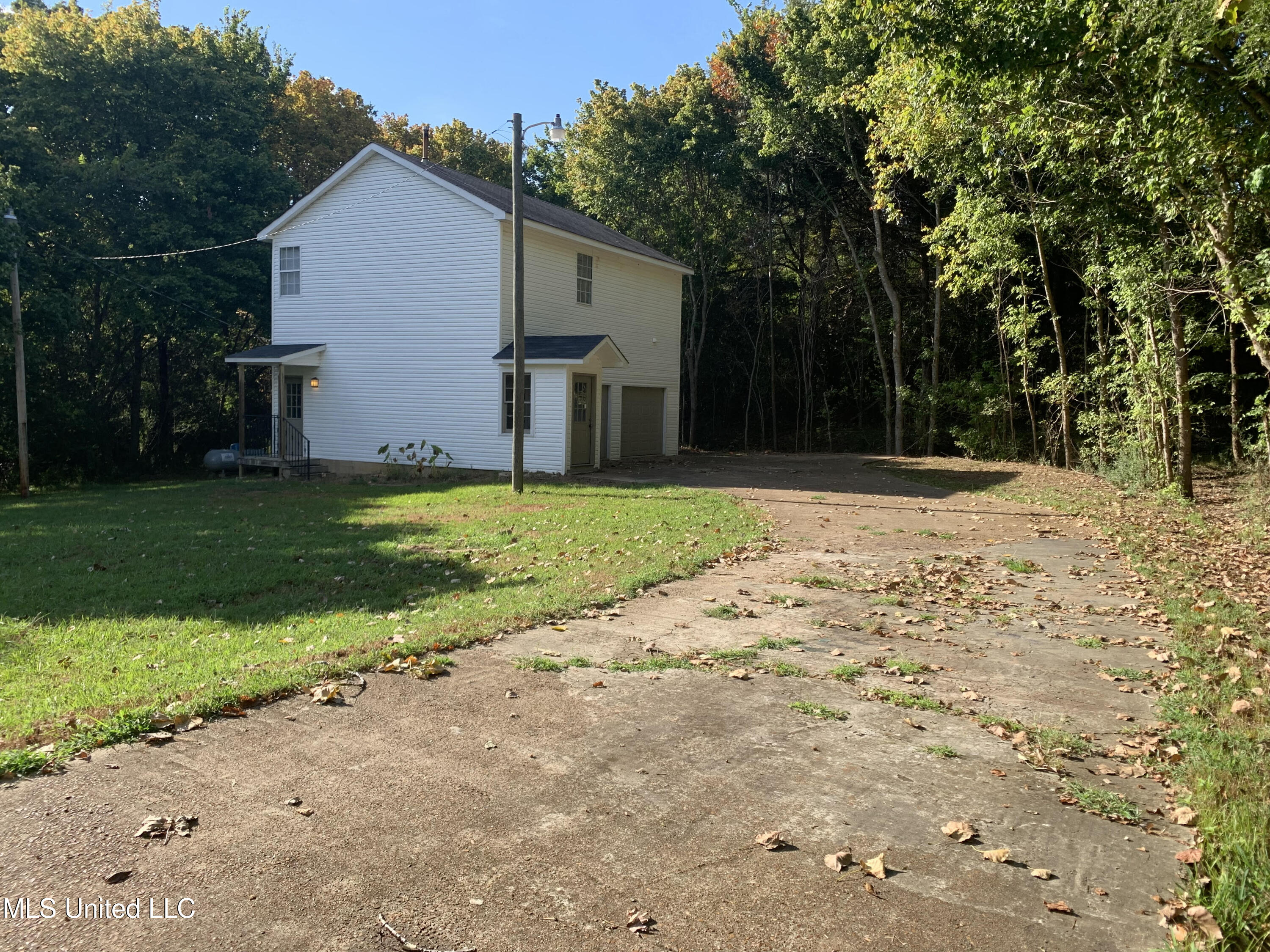 5540 Veazey Road Coldwater, MS 38618 - Photo 1 of 15 5540 Veazey Rd