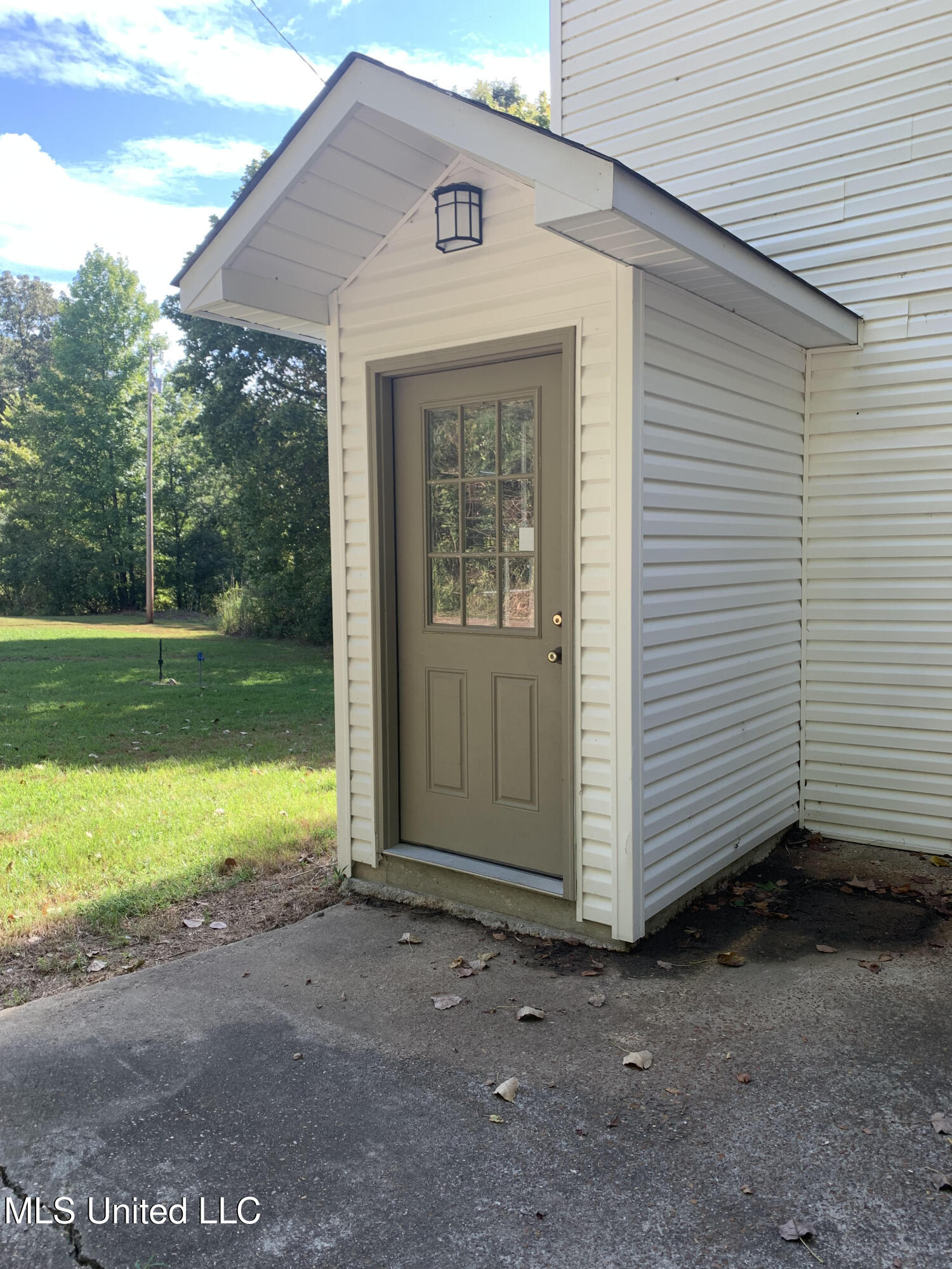 5540 Veazey Road Coldwater, MS 38618 - Photo 5 of 15 Entry!