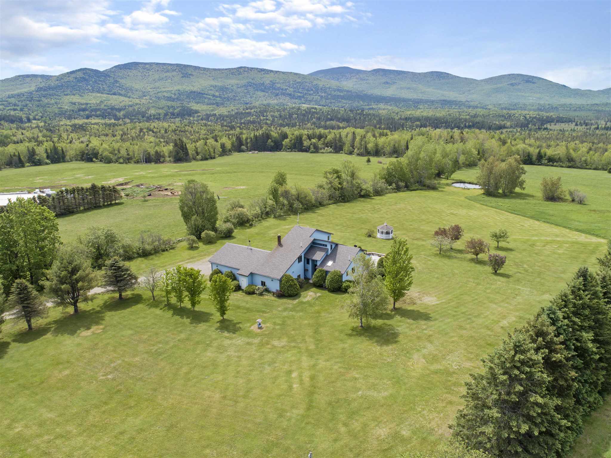 188 Keach Road Columbia, NH 03576 - Photo 9 of 40