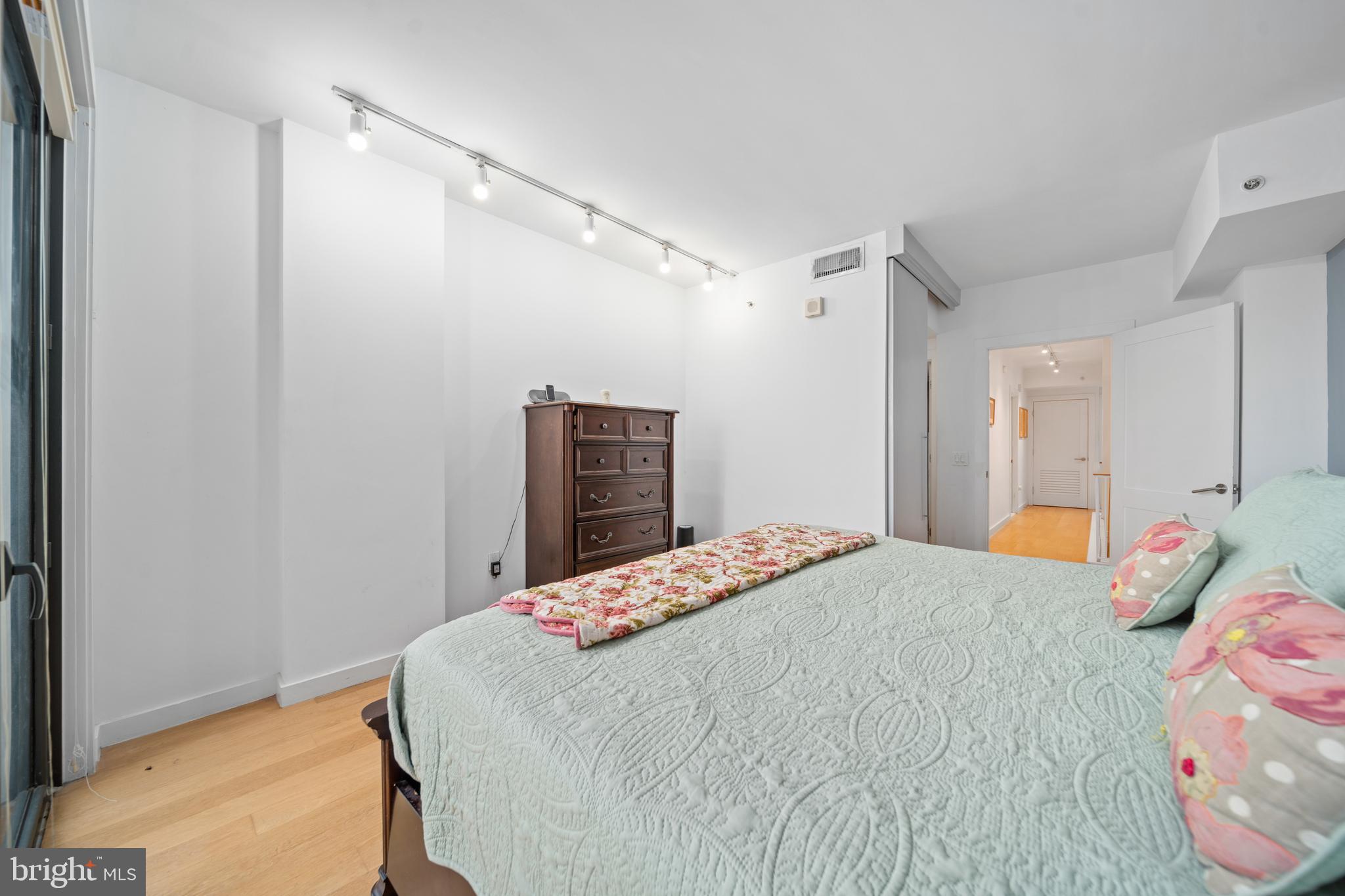 631 D Street Northwest, Unit 1139 Washington, DC 20004 - Photo 17 of 70