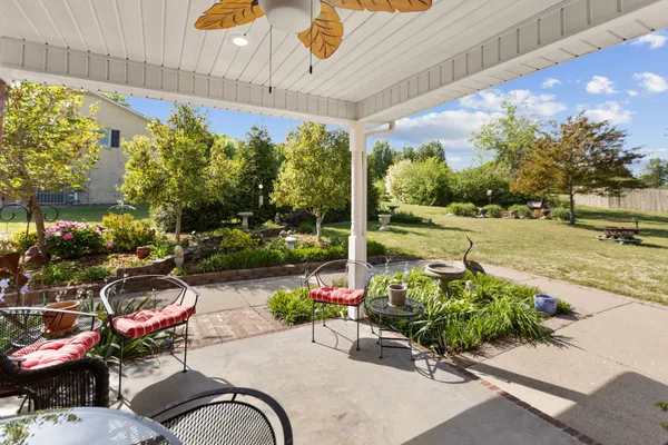 $370,000 | 204 Wellsbrook Circle, Fayetteville, TN 37334