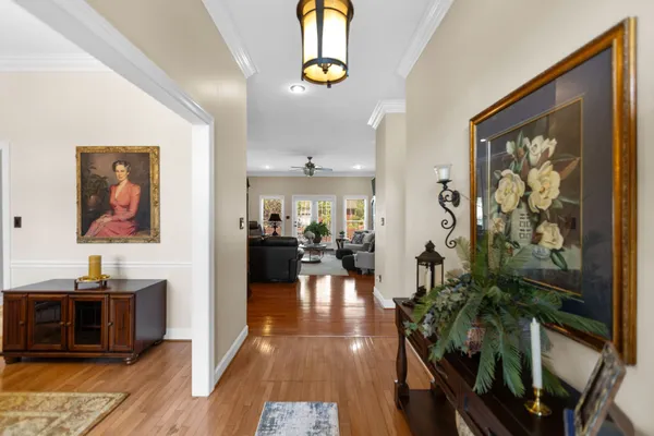 $370,000 | 204 Wellsbrook Circle, Fayetteville, TN 37334