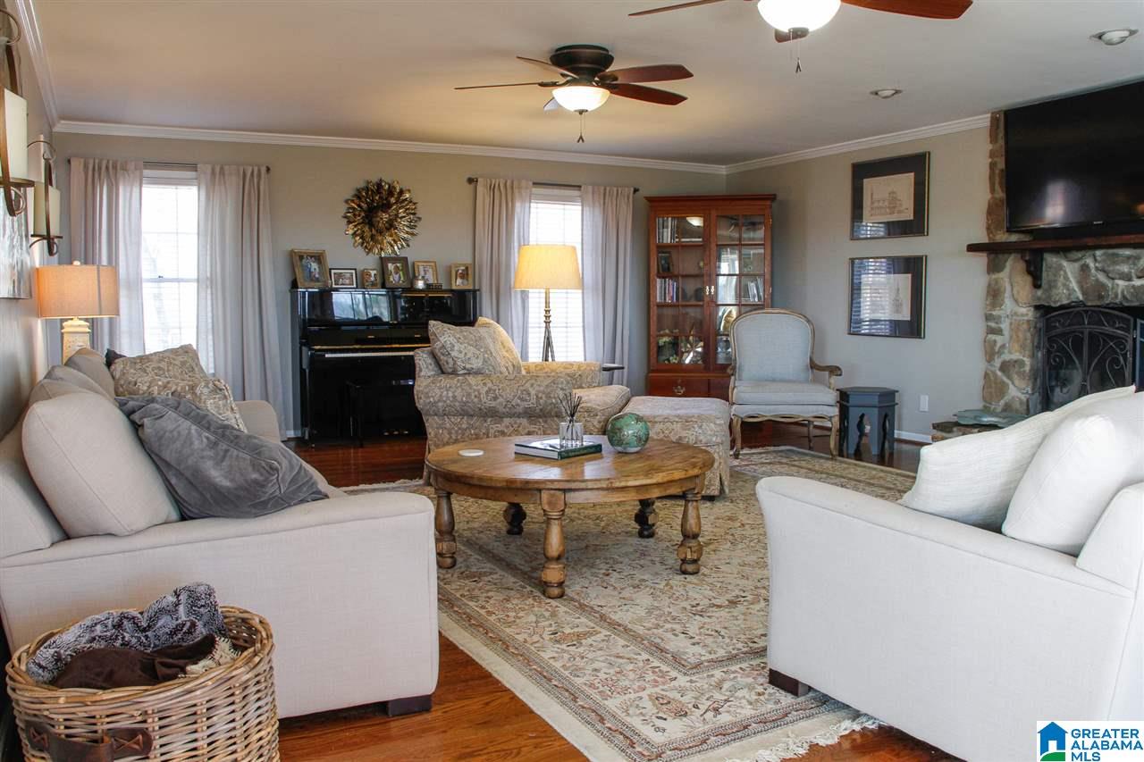 305 Laurel Springs Road Anniston, AL 36207 - Photo 5 of 50
