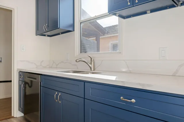 $799,000 | 325 North J Street, Oxnard, CA 93030