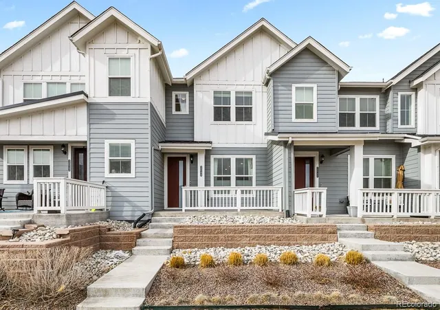 $439,900 | 2044 South Upham Street, Lakewood, CO 80227
