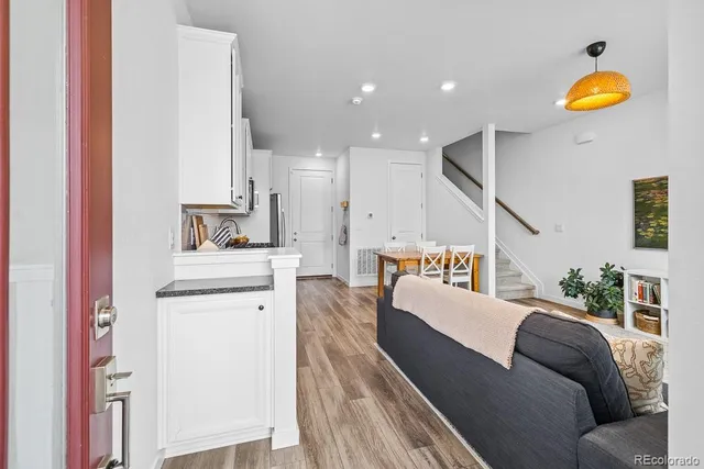 $439,900 | 2044 South Upham Street, Lakewood, CO 80227