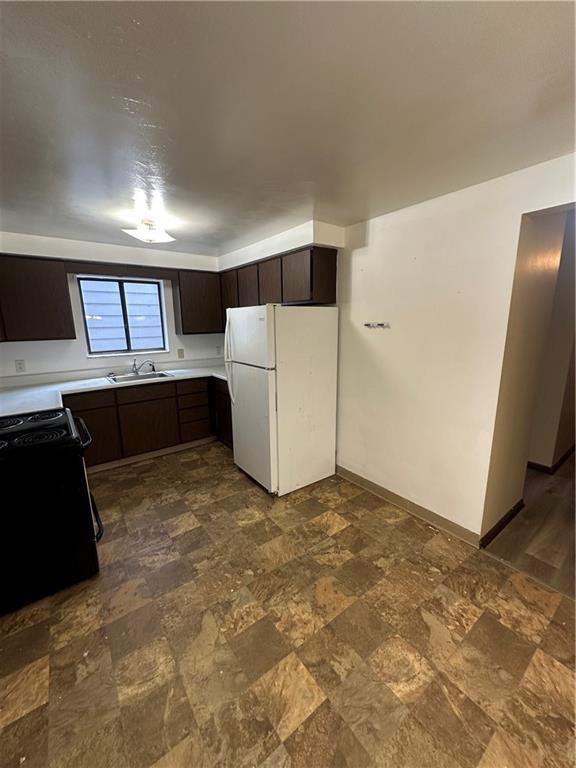 935 Russellwood Avenue McKees Rocks, PA 15136 - Photo 19 of 44