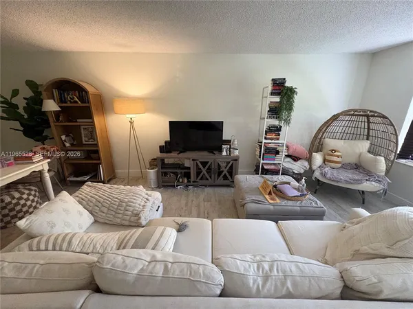 $2,750 | 10095 Southwest 77th Court, Unit 10095, Miami, FL 33156