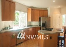3509 157th Place Southeast Bothell, WA 98012 - Photo 6 of 16 Gallery Image 6