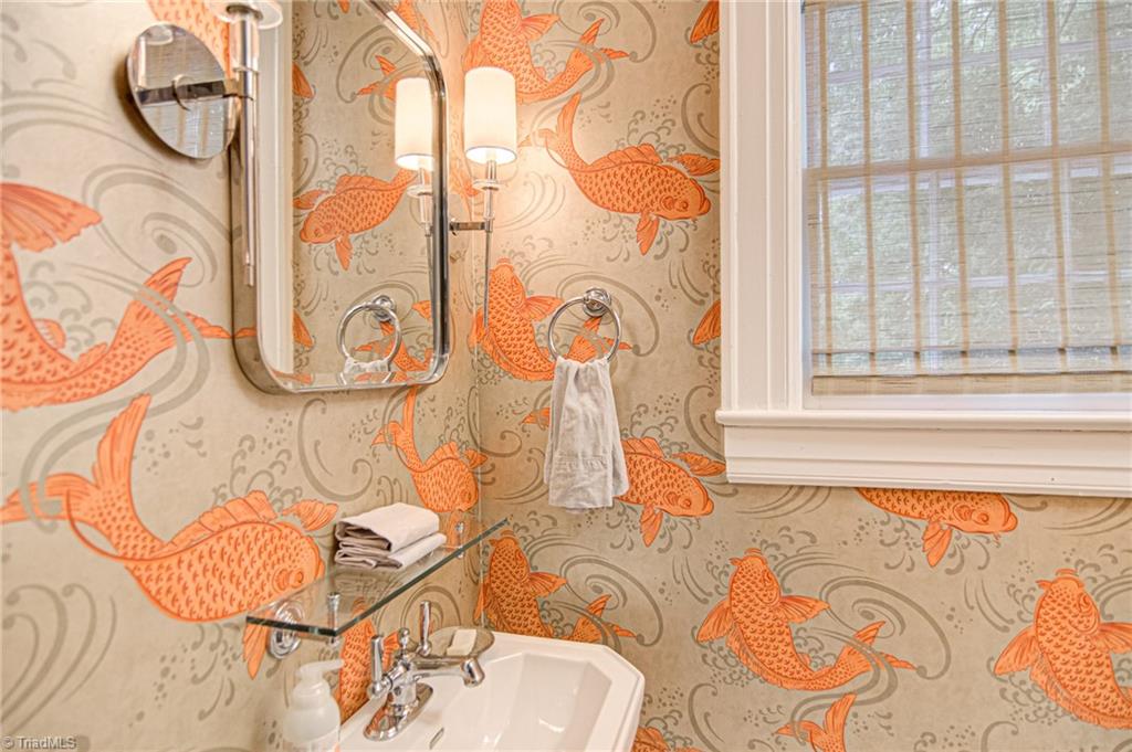 724 Arbor Road Winston-Salem, NC 27104 - Photo 19 of 46 Gallery Image 19