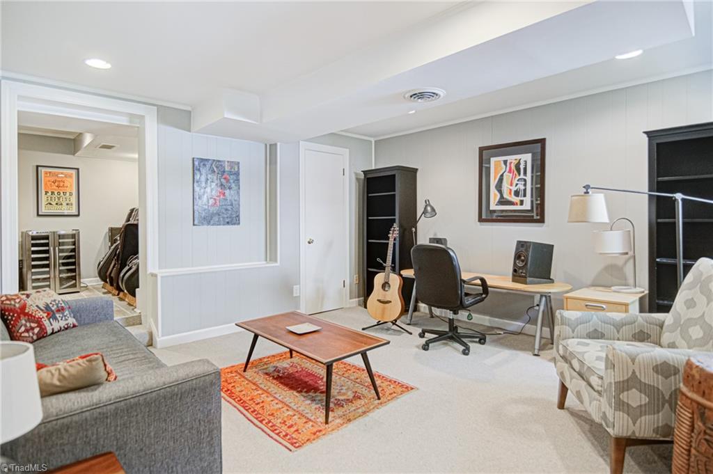 724 Arbor Road Winston-Salem, NC 27104 - Photo 38 of 46 Gallery Image 38