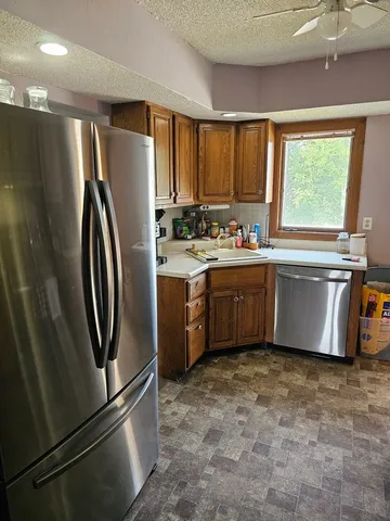 $159,900 | 2608 Woodlawn Road, Sterling, IL 61081