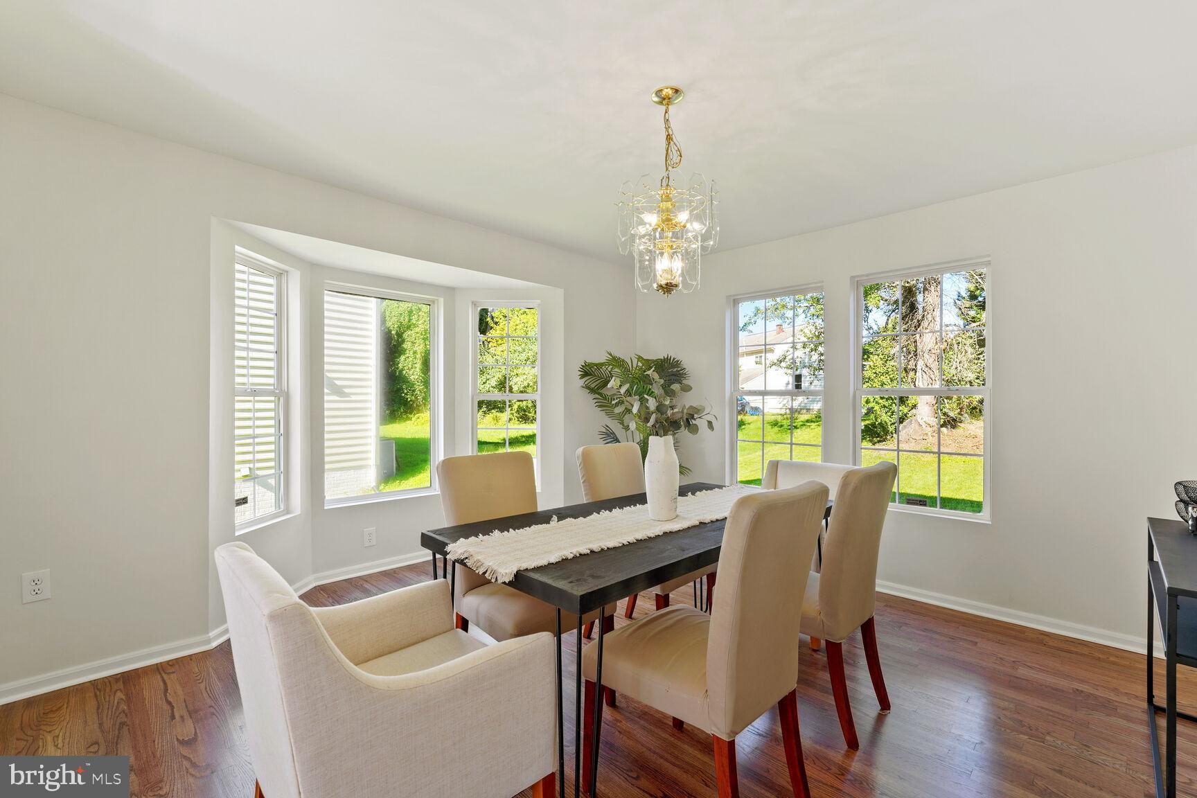 12406 Denley Road Silver Spring, MD 20906 - Photo 4 of 22 Dining Room with Bay windows