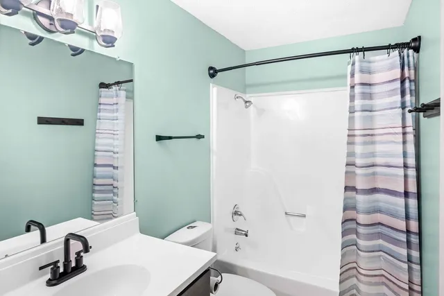 $132,500 | 903 North Linden Street, Unit 17, Normal, IL 61761