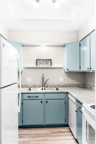 $132,500 | 903 North Linden Street, Unit 17, Normal, IL 61761