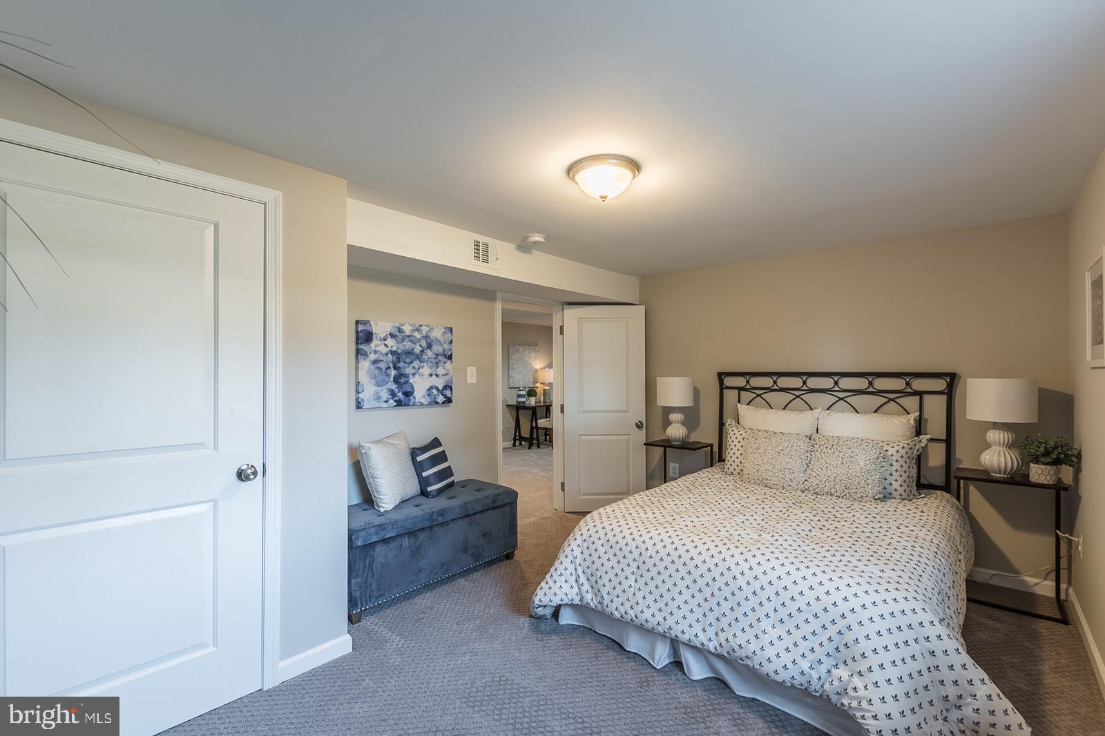 1072 Utterback Store Road Great Falls, VA 22066 - Photo 19 of 30