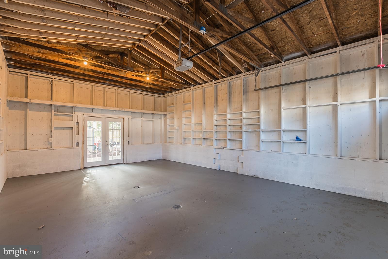 1072 Utterback Store Road Great Falls, VA 22066 - Photo 25 of 30