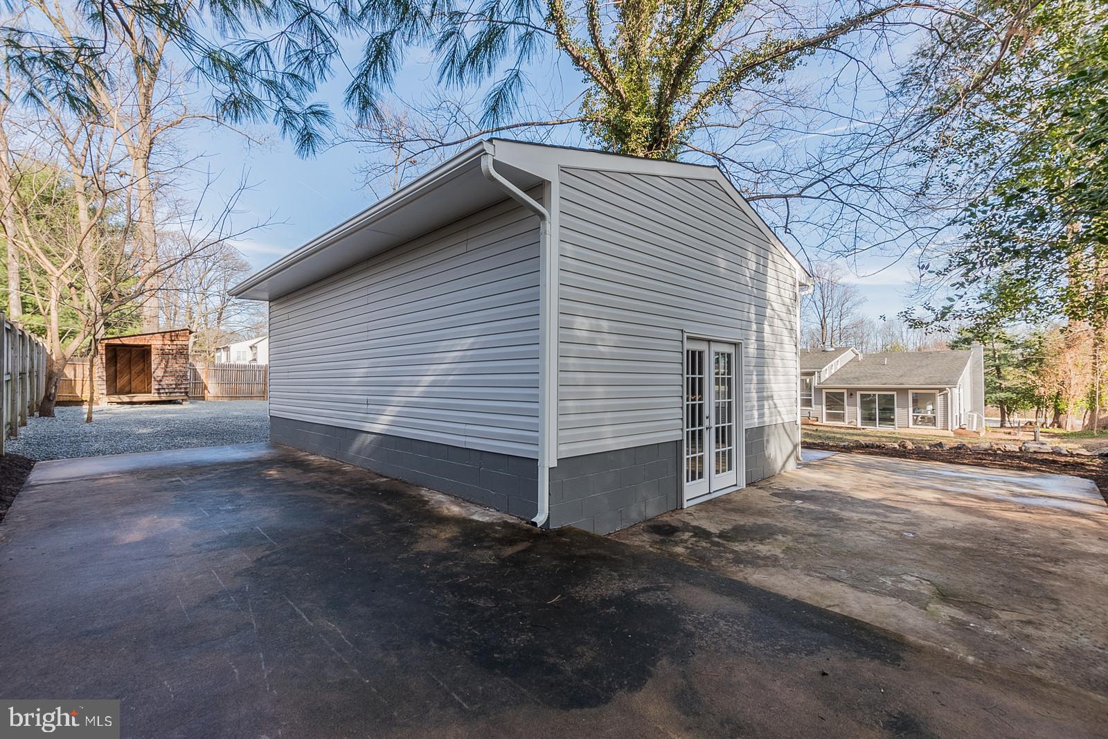 1072 Utterback Store Road Great Falls, VA 22066 - Photo 27 of 30