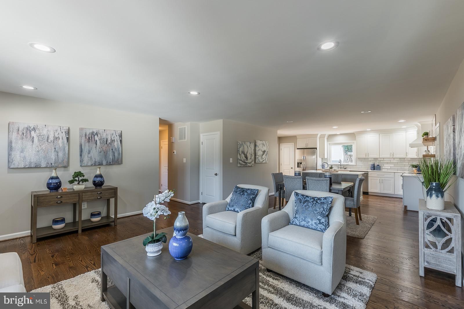 1072 Utterback Store Road Great Falls, VA 22066 - Photo 6 of 30