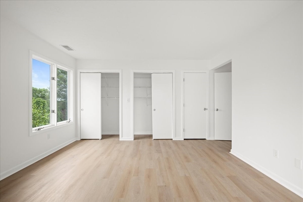 330 Sunderland Road, Unit 48 Worcester, MA 01604 - Photo 10 of 35 Gallery Image 10