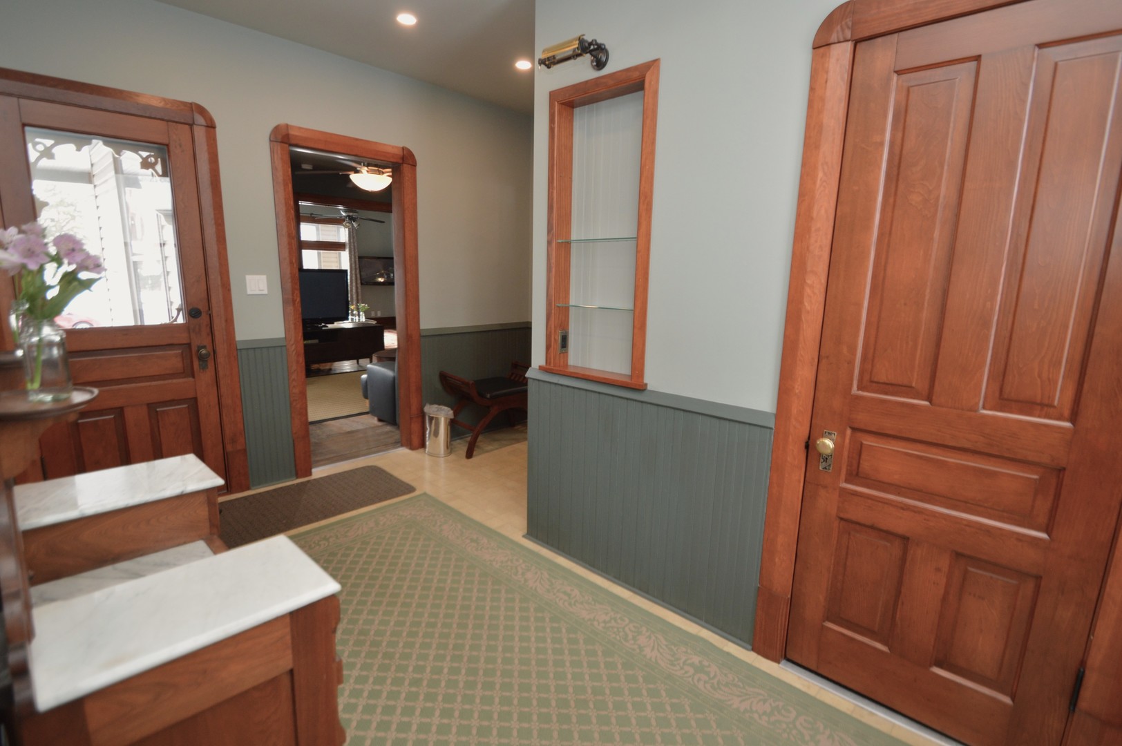 2626 Union Street Blue Island, IL 60406 - Photo 20 of 32 a view of a hallway and a livingroom with furniture