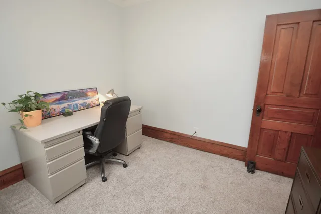 $2,800 | 2626 Union Street, Blue Island, IL 60406