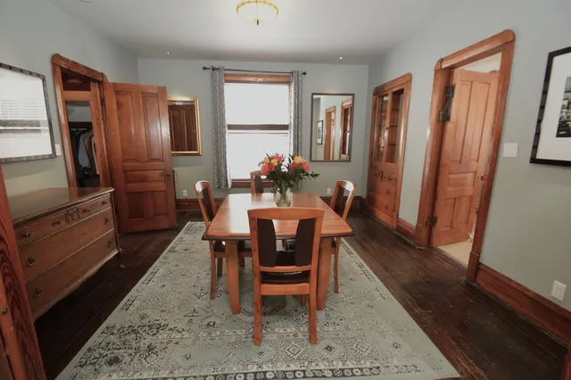 $2,800 | 2626 Union Street, Blue Island, IL 60406