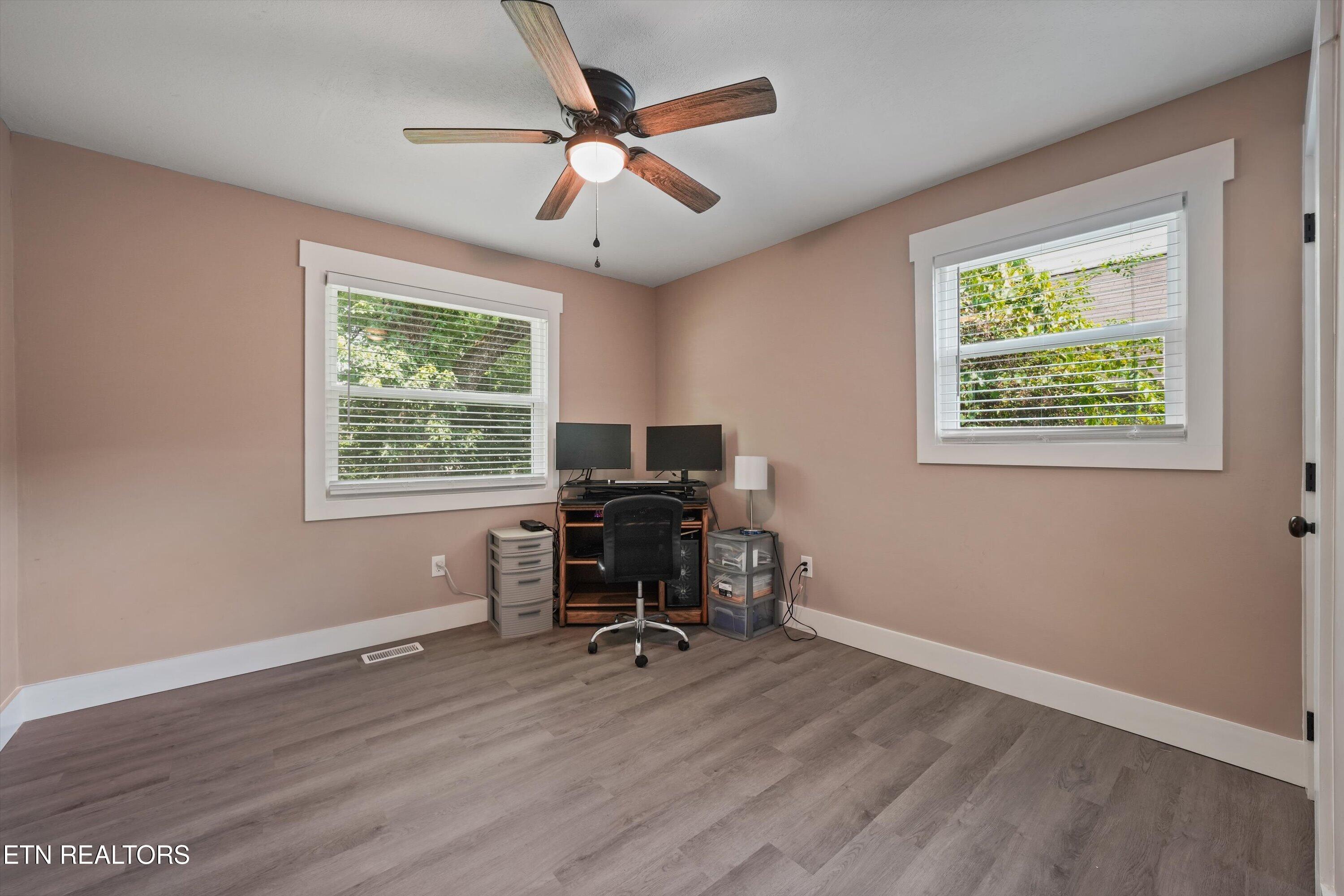 4201 Coster Road Knoxville, TN 37912 - Photo 17 of 32 17-4201 Coster Rd 21